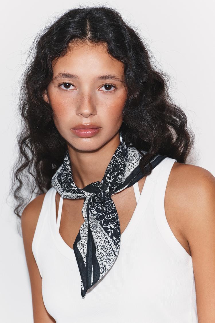 EMBROIDERED FLORAL PRINT BANDANA SCARF - Zara product image