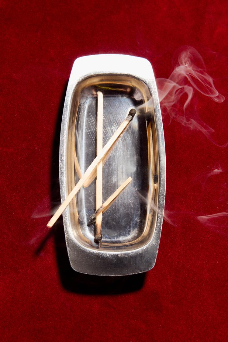 RED ZARA TEMPTATION TOBACCO EXTRAIT DE PARFUM 50ML (1.7 FL. OZ). - Zara product image