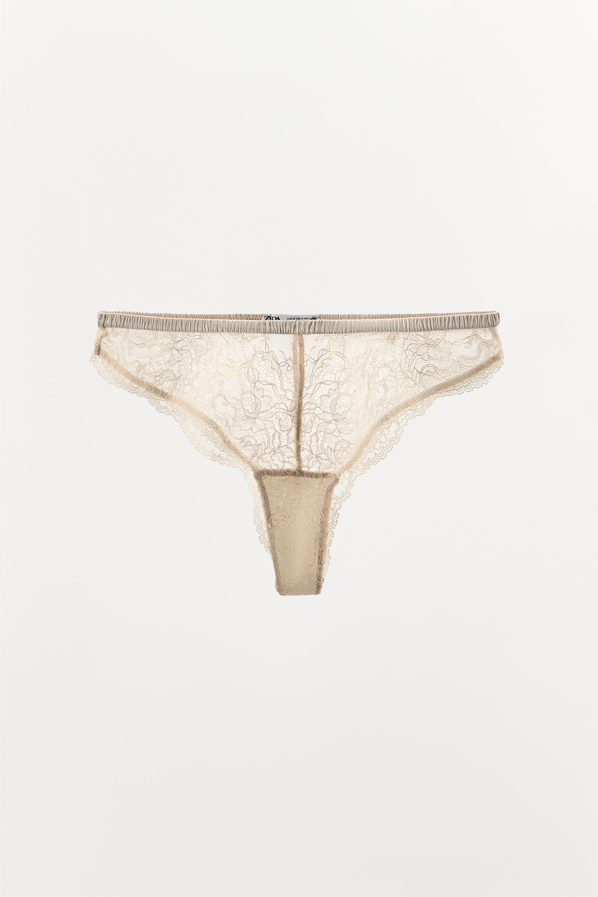 CULOTTE EN DENTELLE COMBINÉE
