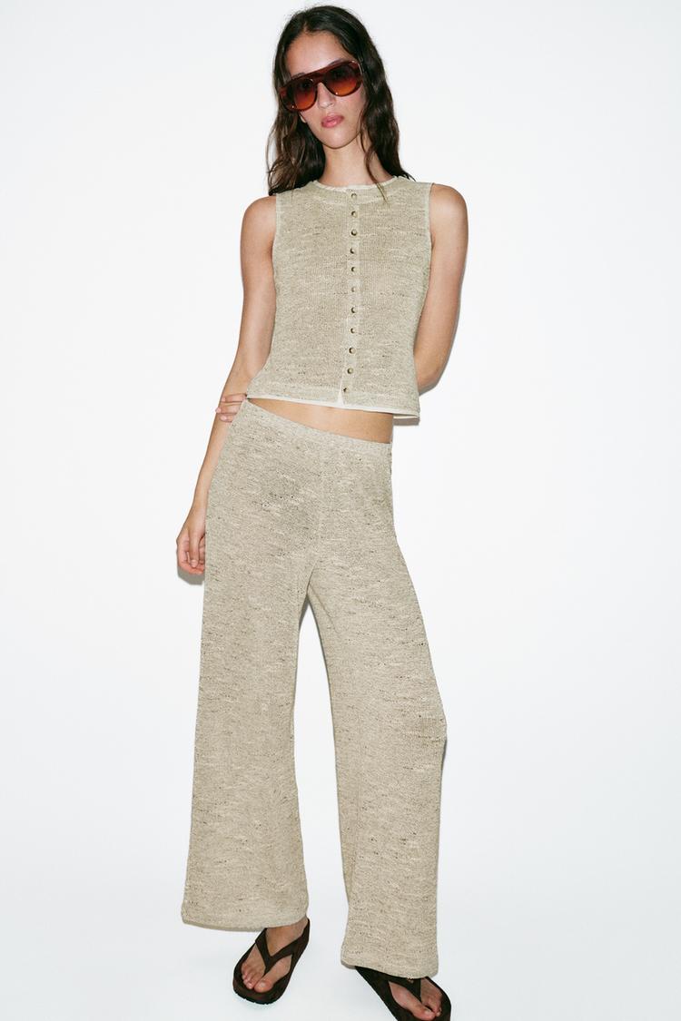BUTTONED VEST TOP - Zara product image