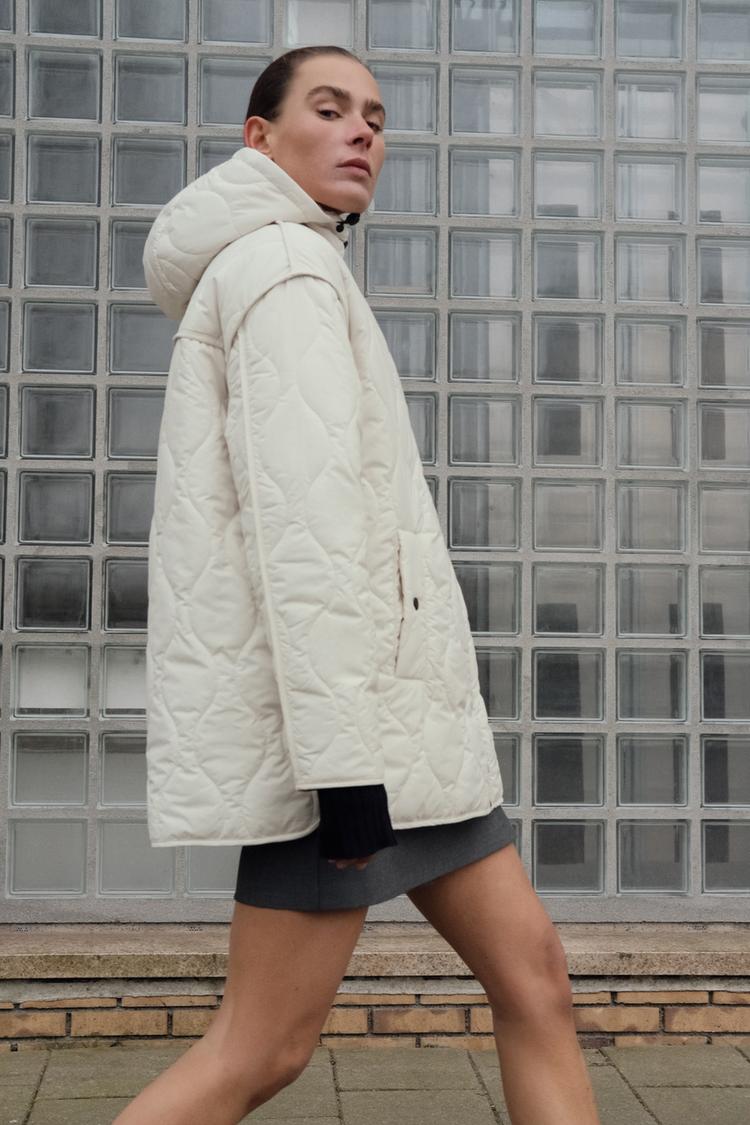 HOODED PUFFER JACKET