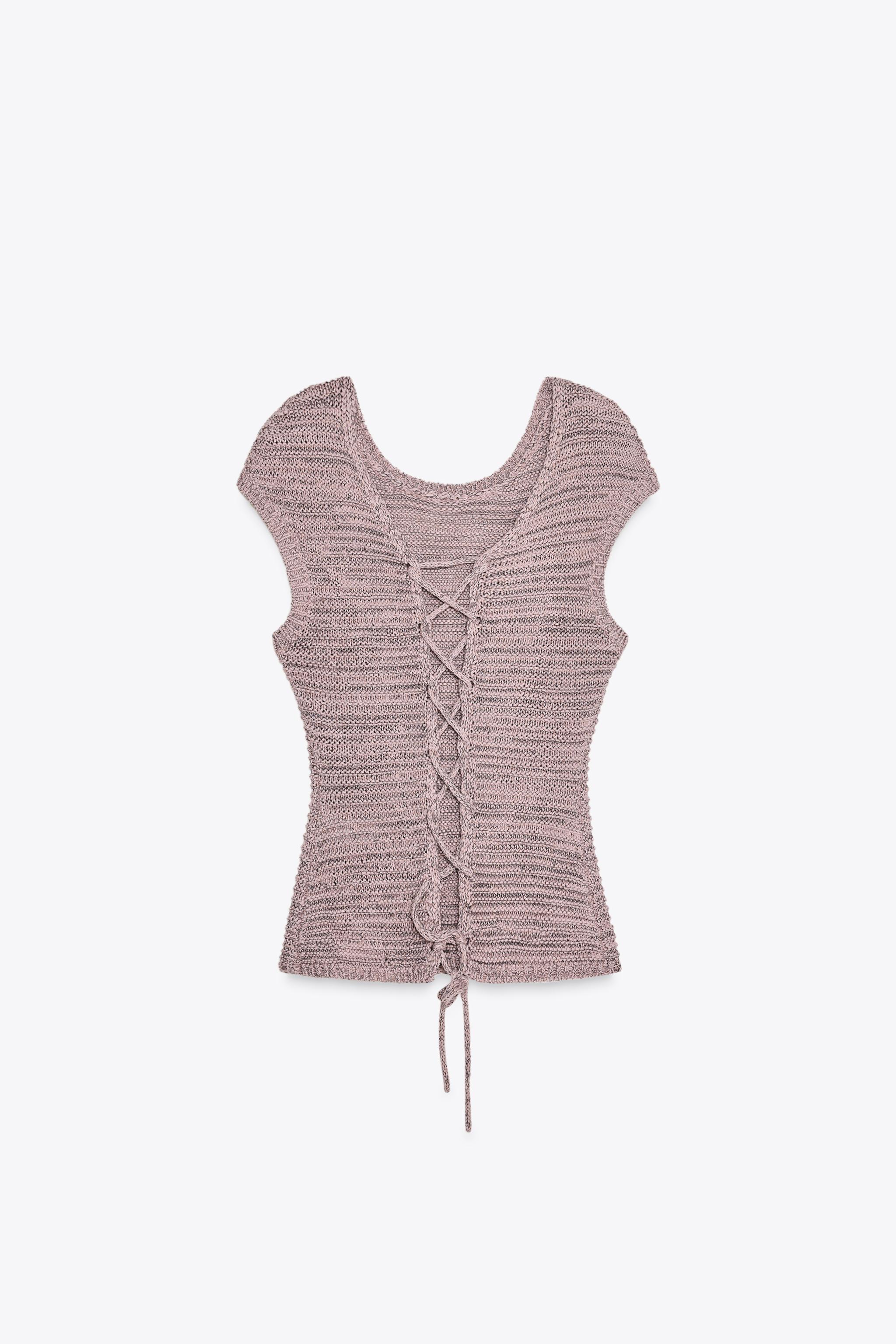 TEXTURED KNIT TOP
