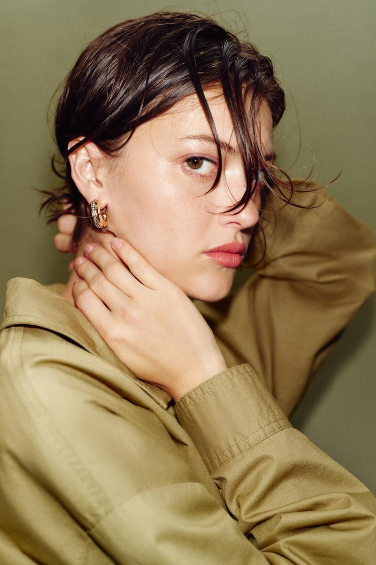 PACK OF BUTTON AND SPARKLY HOOP EARRINGS - Zara product image