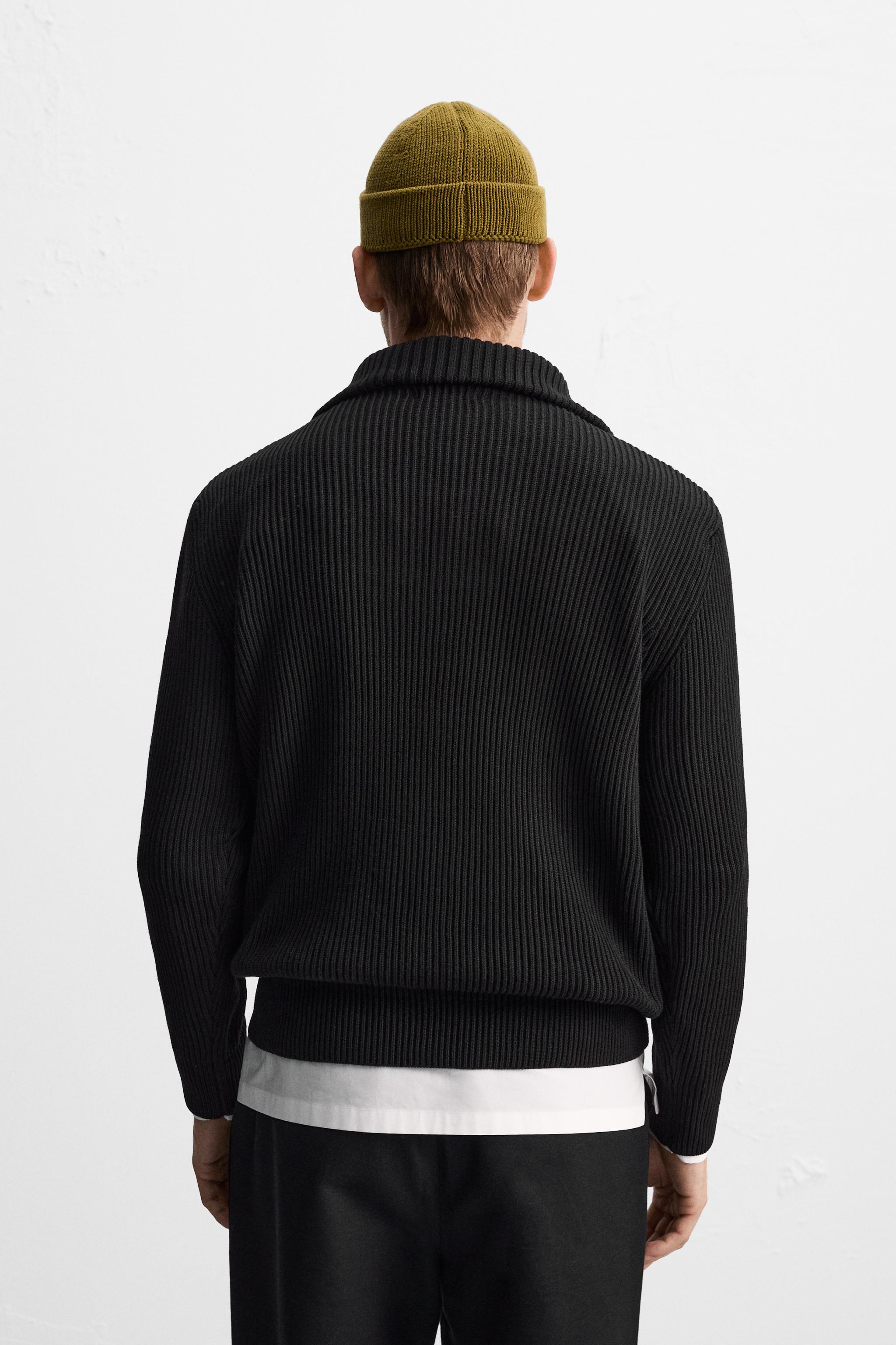 QUARTER ZIP SWEATER