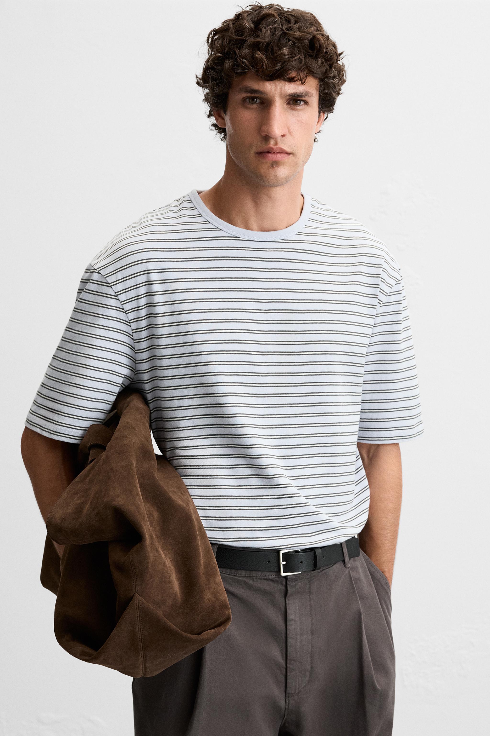 CONTRAST STRIPE T-SHIRT