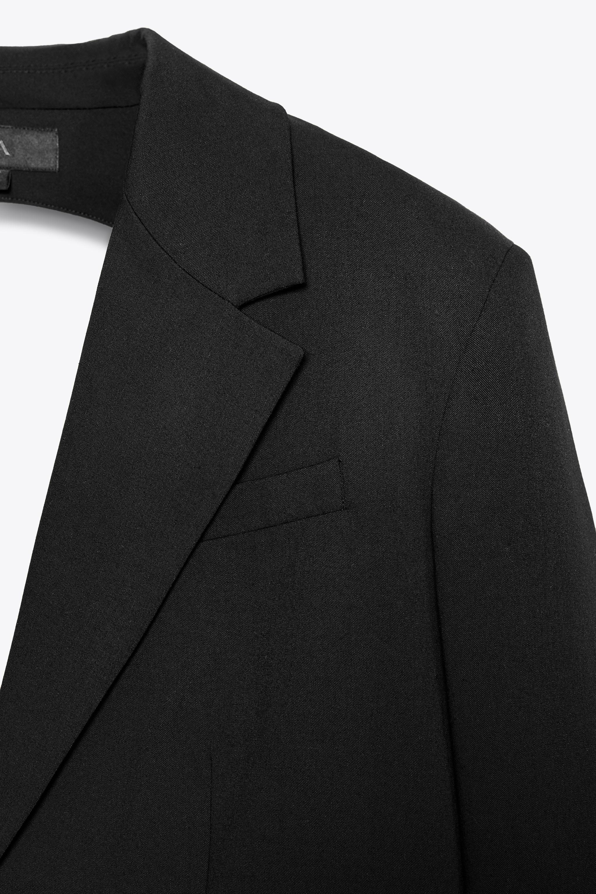 BLAZER WITH BACK CUT-OUT