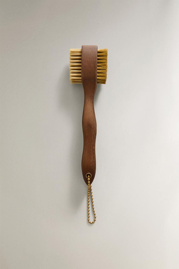 WOODEN GOLF BRUSH - Zara product image