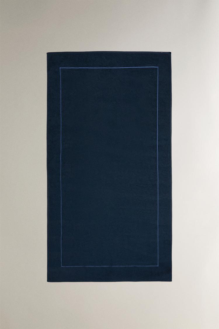 PLAIN BEACH TOWEL WITH BORDER - Zara product image