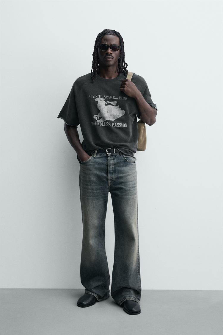 WASHED SWEATSHIRT WITH CONTRAST PRINT - Zara product image