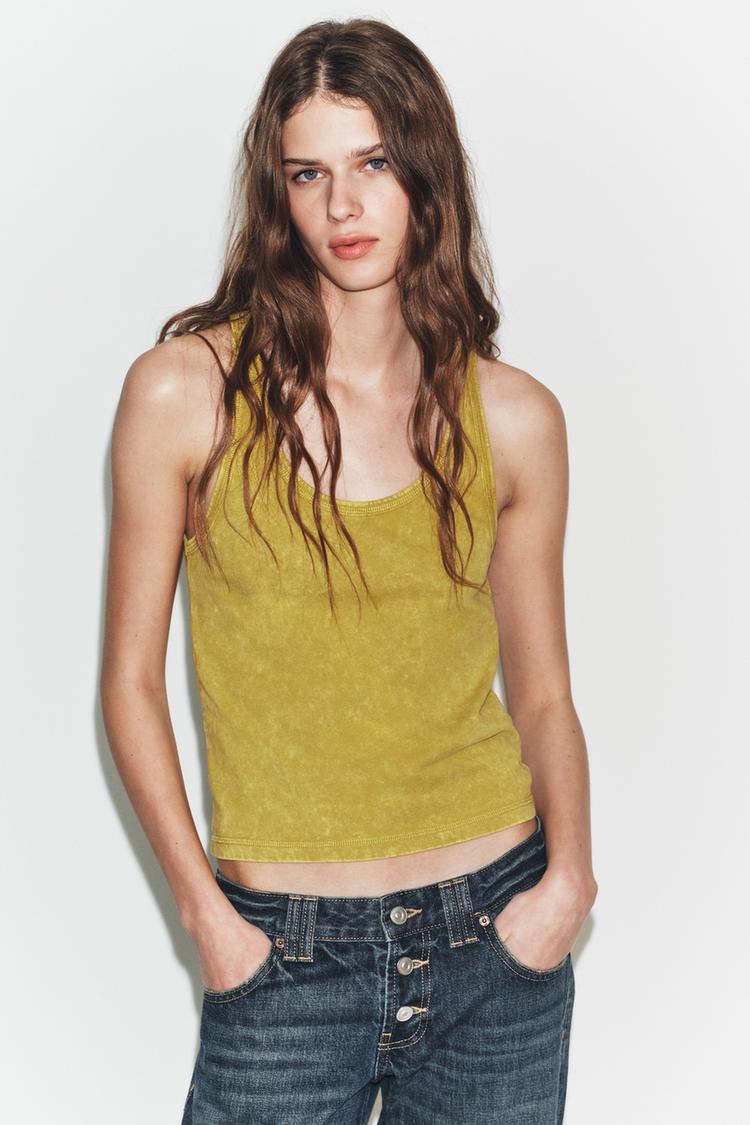 RUSTIC SLEEVELESS T-SHIRT - Zara product image