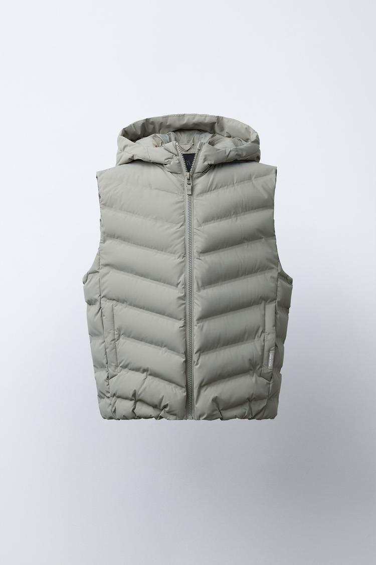 ULTRALIGHT WATER REPELLENT HOODIE VEST - Zara product image