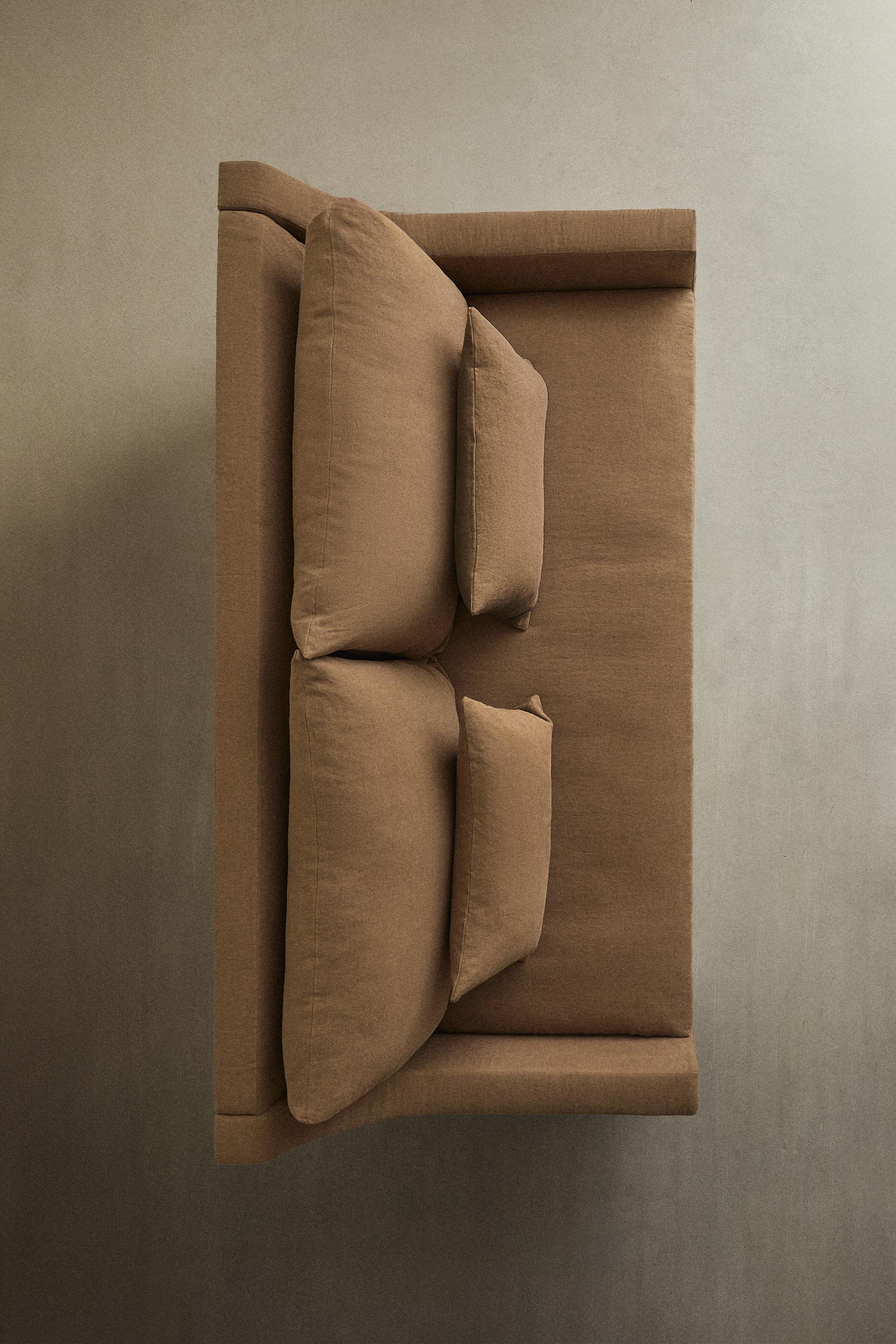 WASHED LINEN COUCH