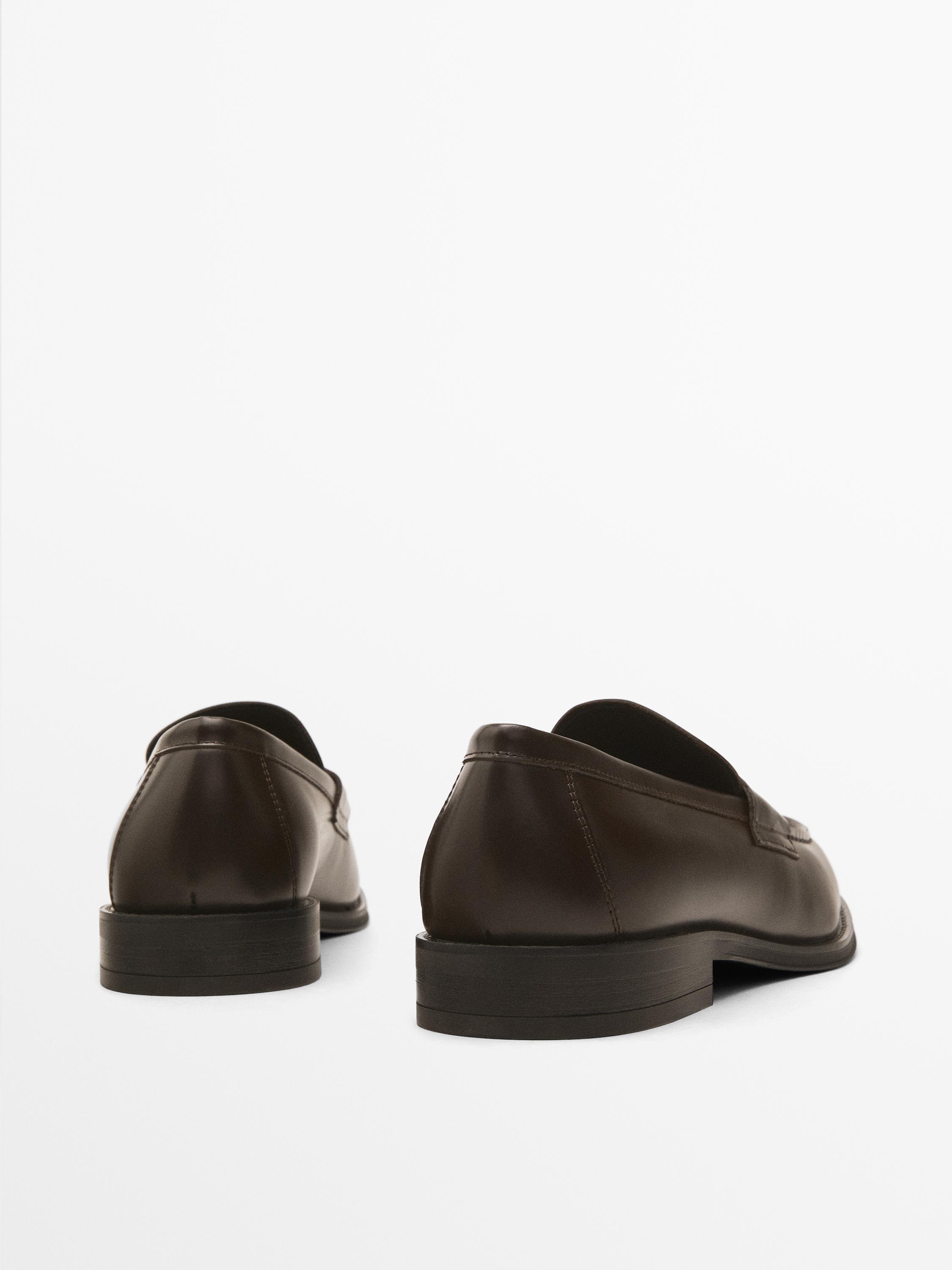 Mocassins en cuir avec patte