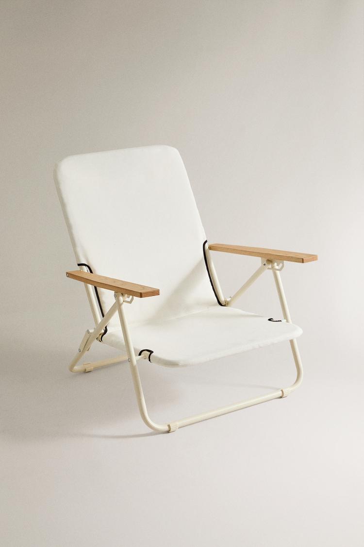 FOLDING BEACH CHAIR WITH WOODEN ARMRESTS - Zara product image