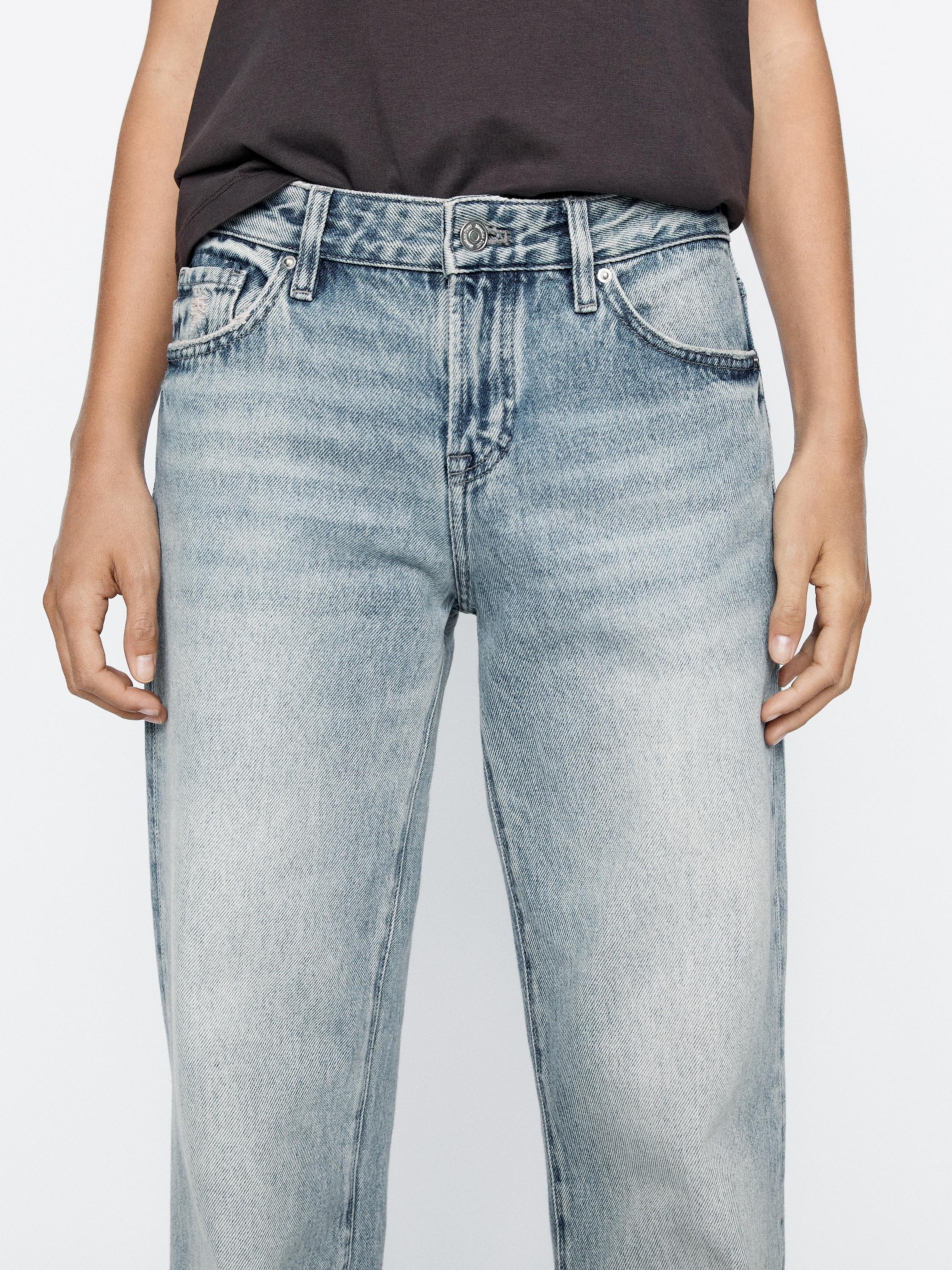 Low-rise straight-leg jeans