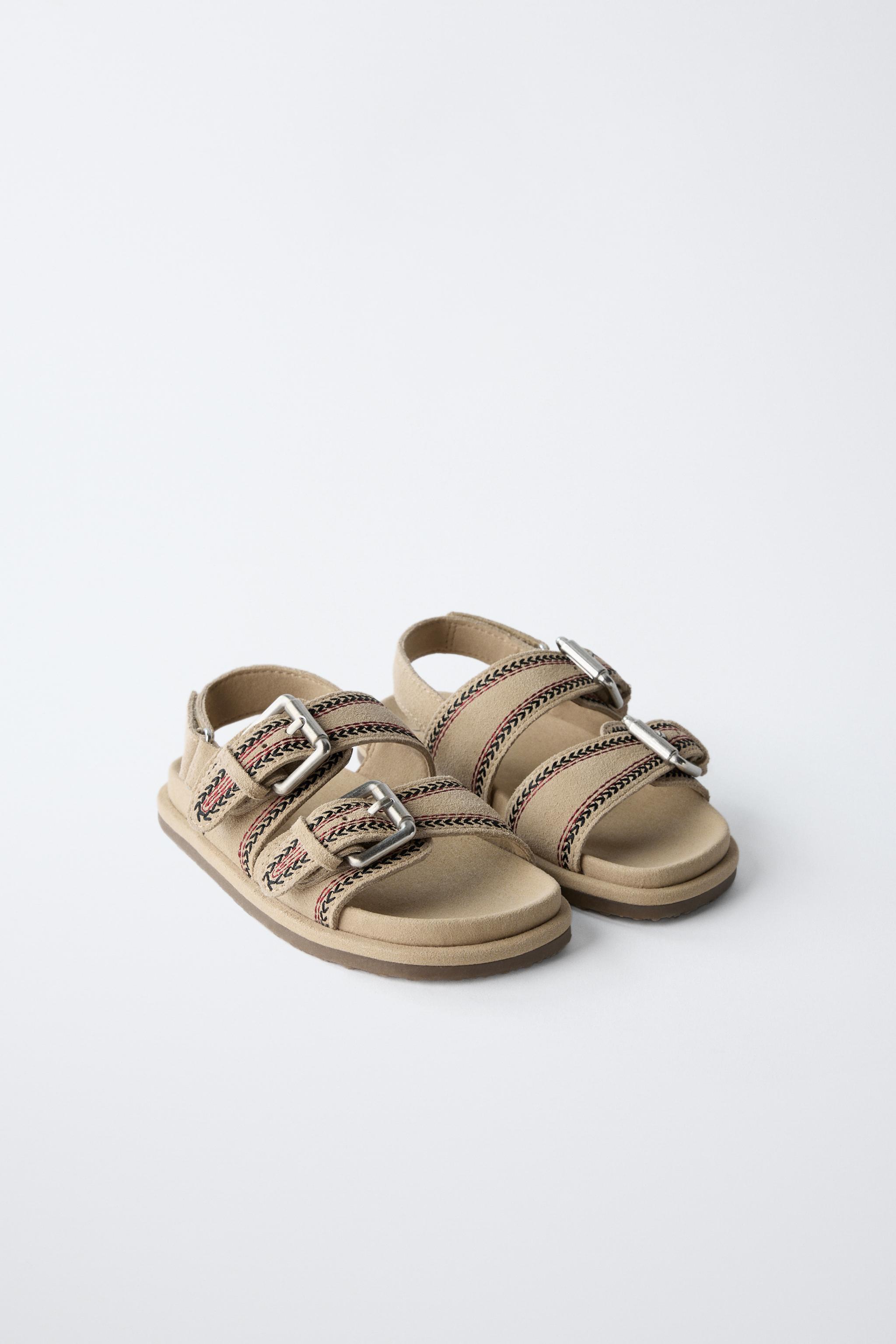 SANDALES À BOUCLES EN CUIR