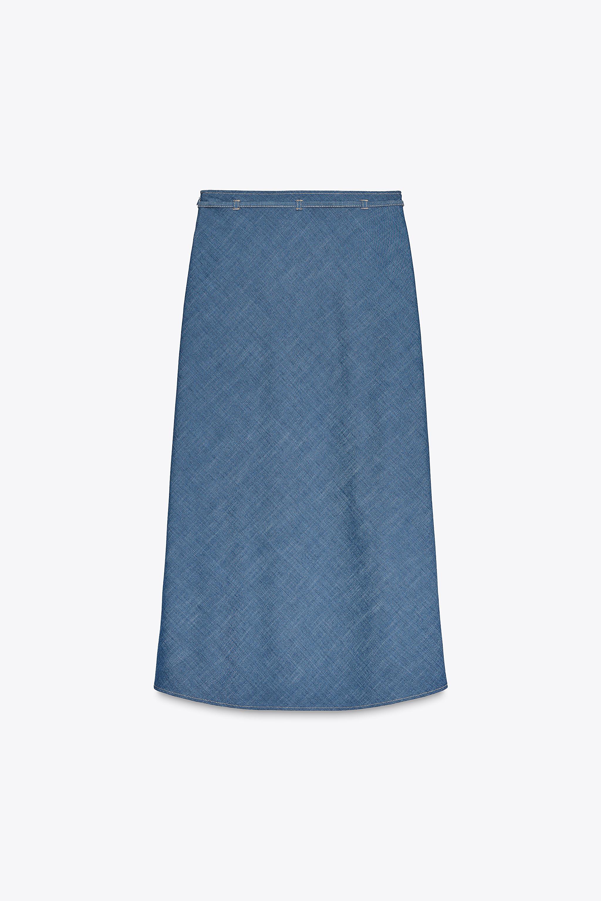 LONG SKIRT WITH THIN BELT