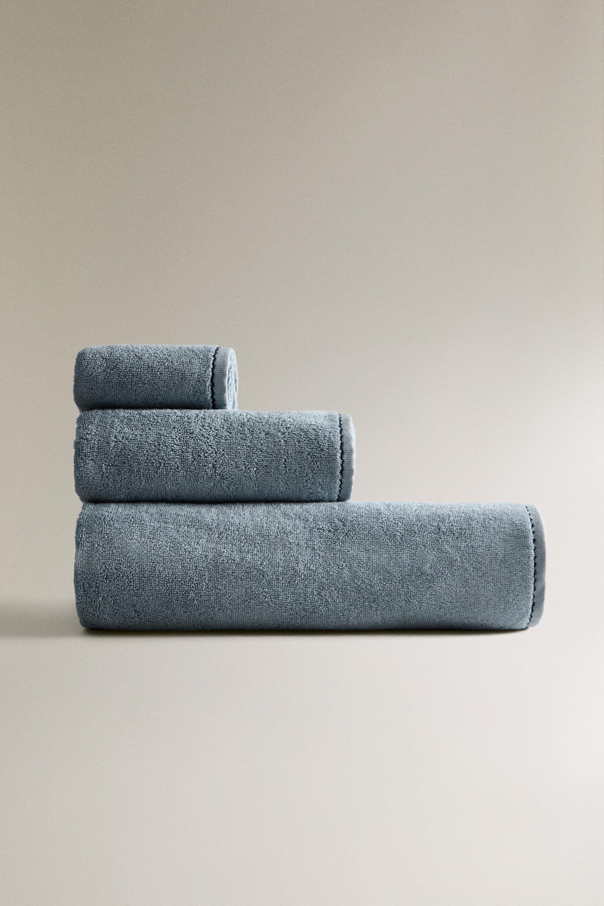 SERVIETTE DE BAIN SURPIQÛRE ONDULÉE
