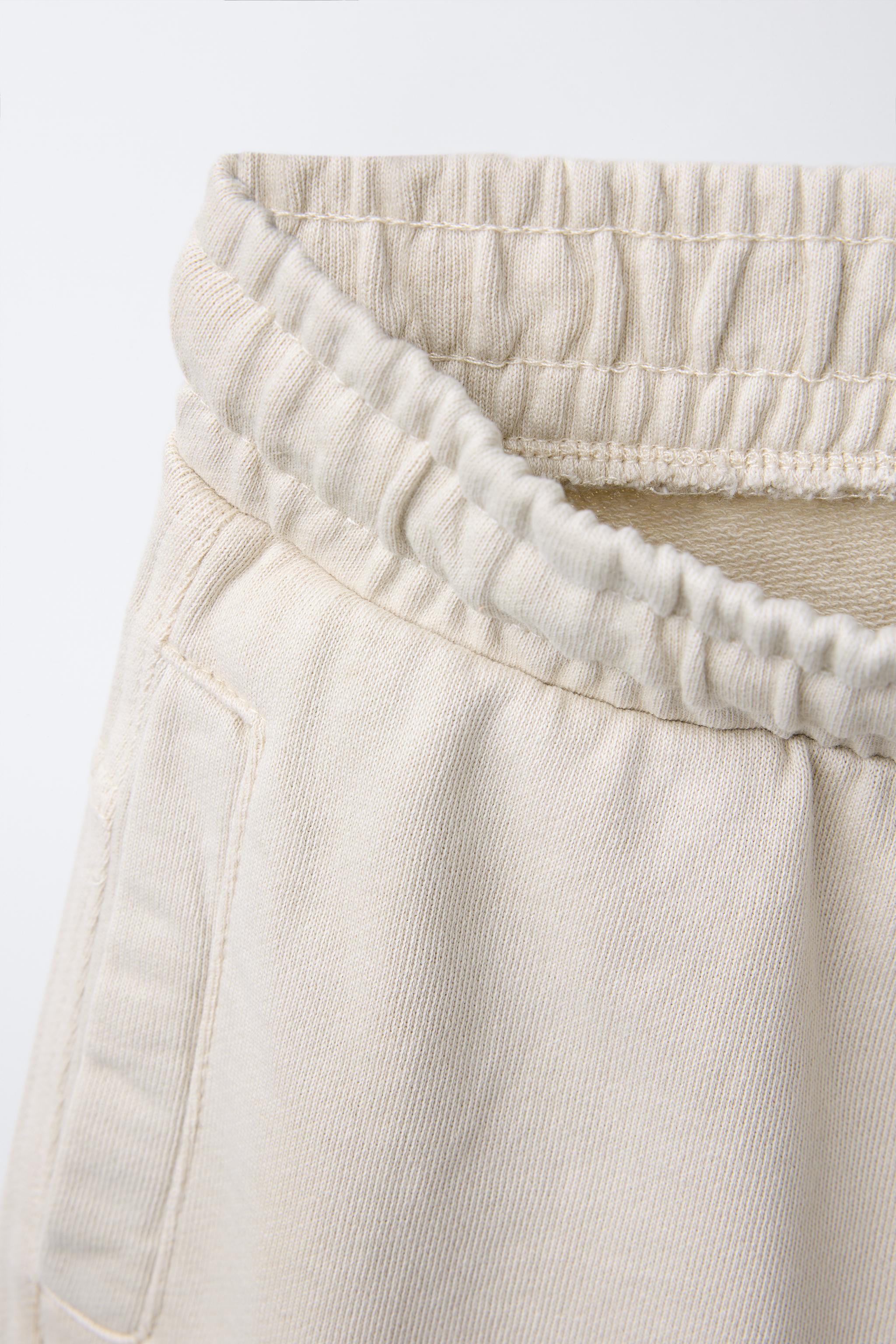GARMENT DYE CARGO SHORTS WITH LABEL