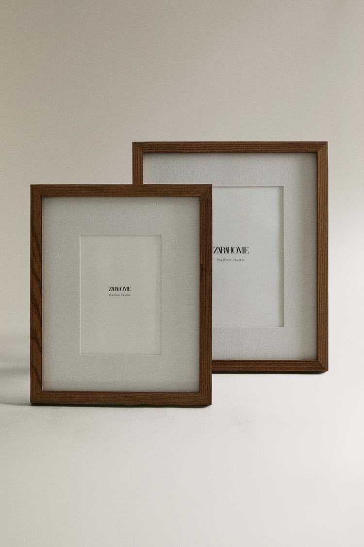 WOODEN AND LINEN PICTURE FRAME - Zara product image