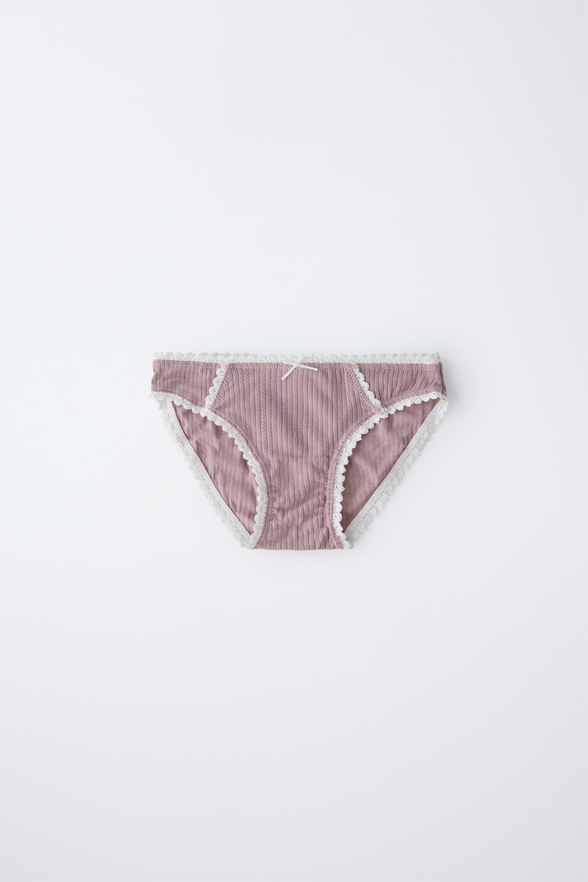 AGES -6/ THREE-PACK OF LACE UNDERWEAR