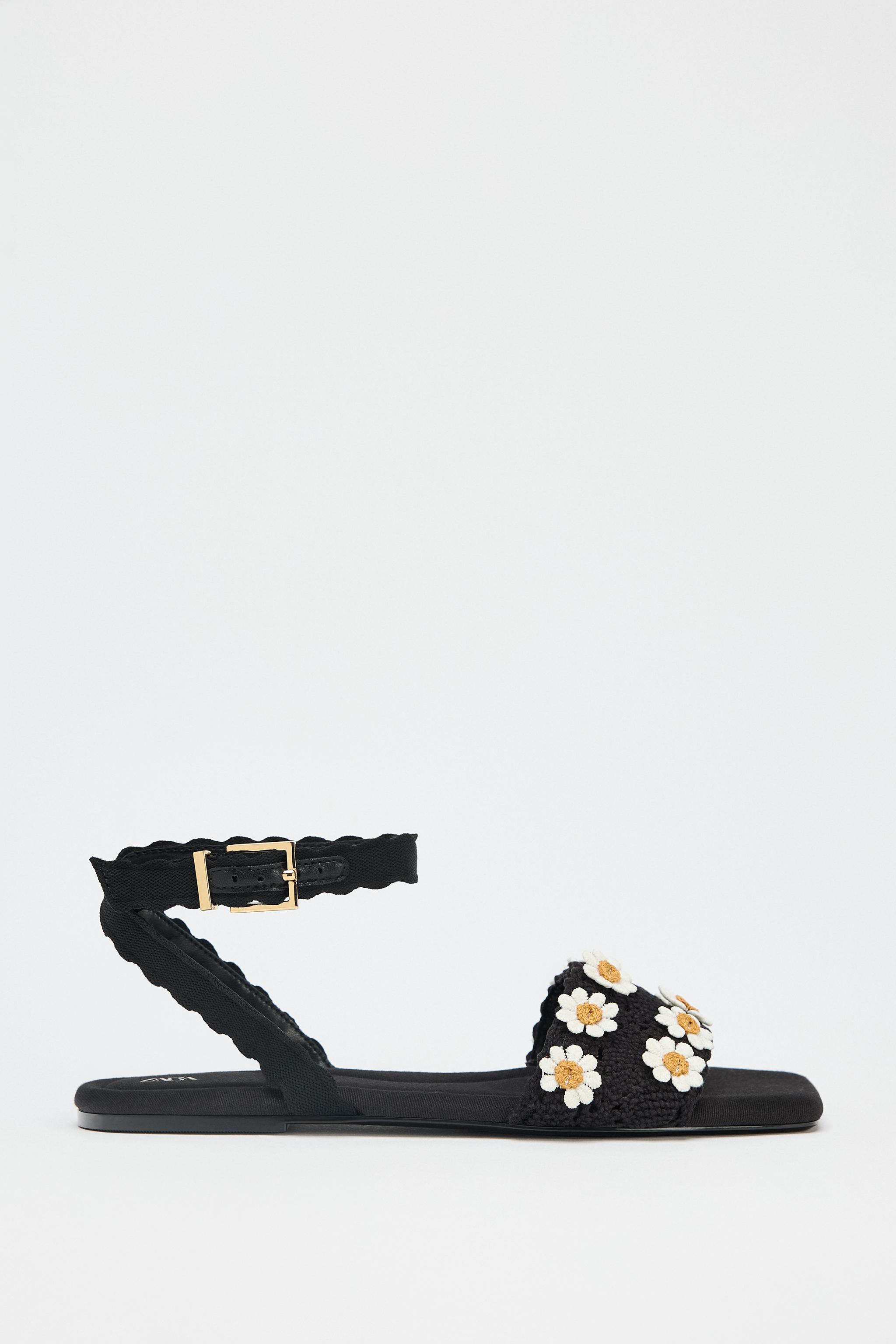 CROCHET FLORAL SANDALS