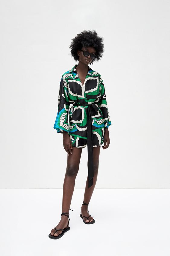 Εικόνα 0 του ΜΠΛΟΥΖΑ ΕΜΠΡΙΜΕ ΜΕ ΦΙΟΓΚΟ από Zara